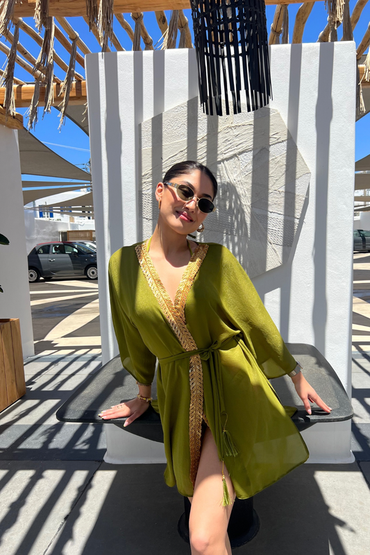 Sommer Kaftan Olive Green Oasis mit goldenen Details